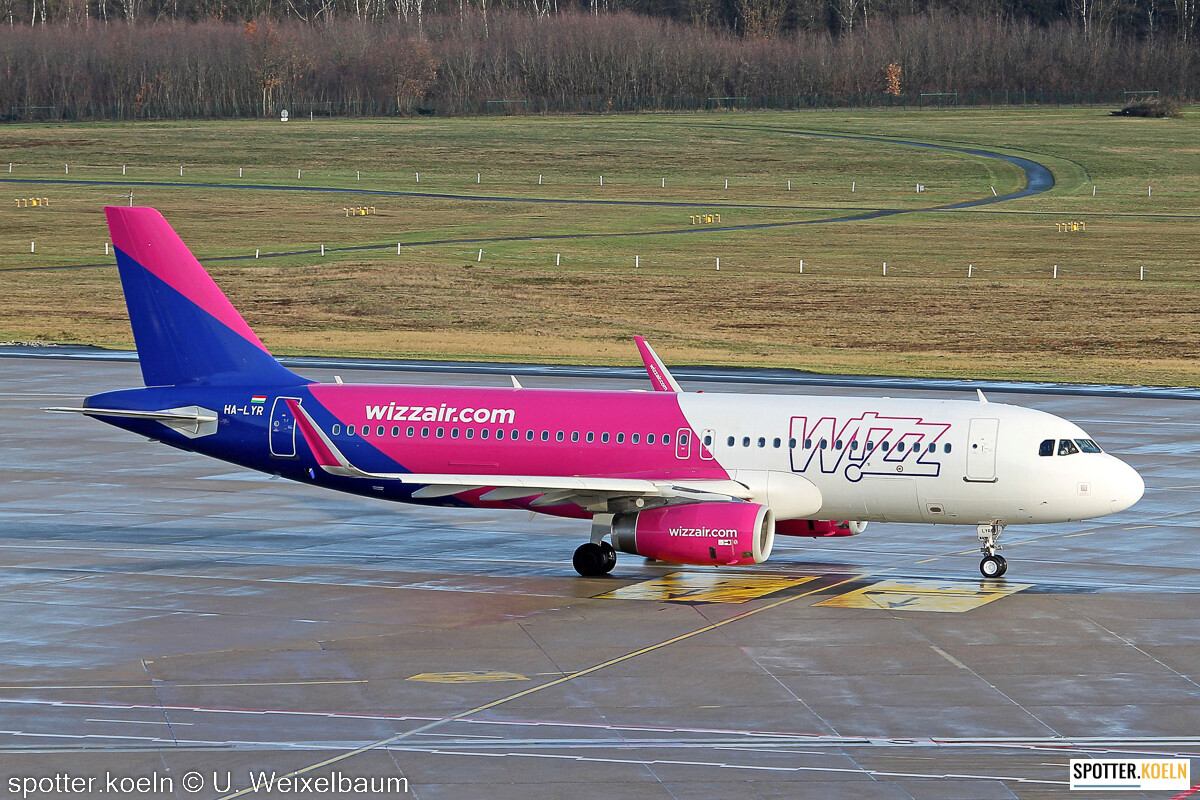 Wizz Air HA-LYR Airbus A320-232