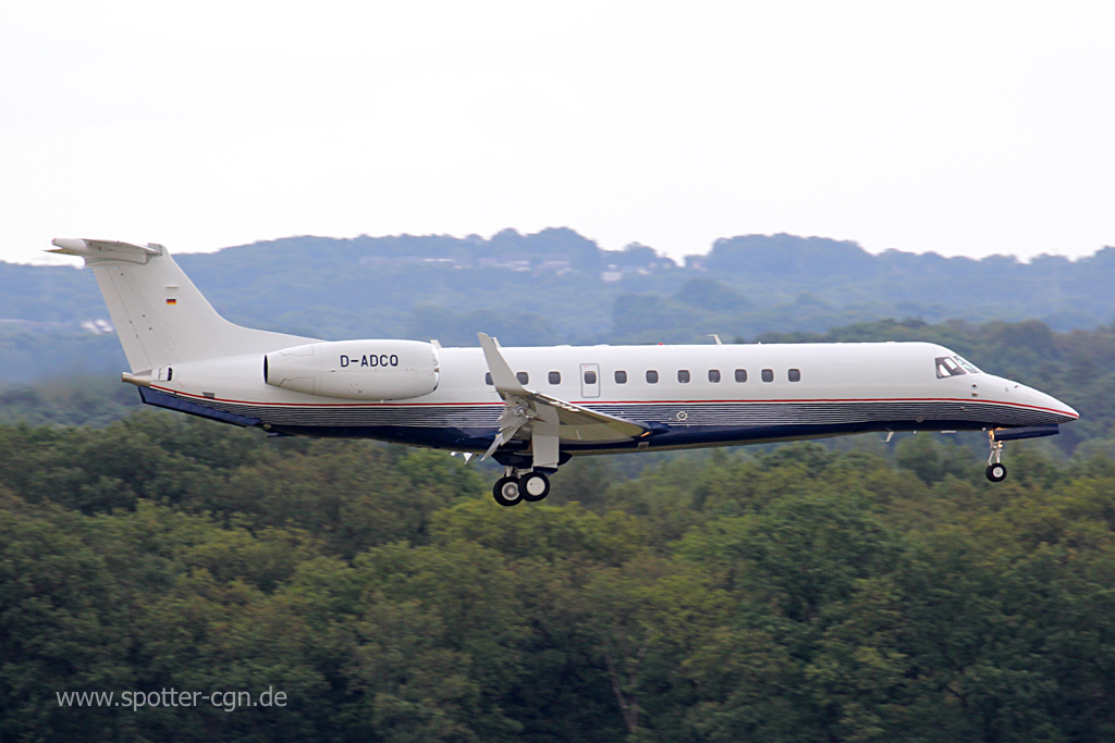 D-ADCQ