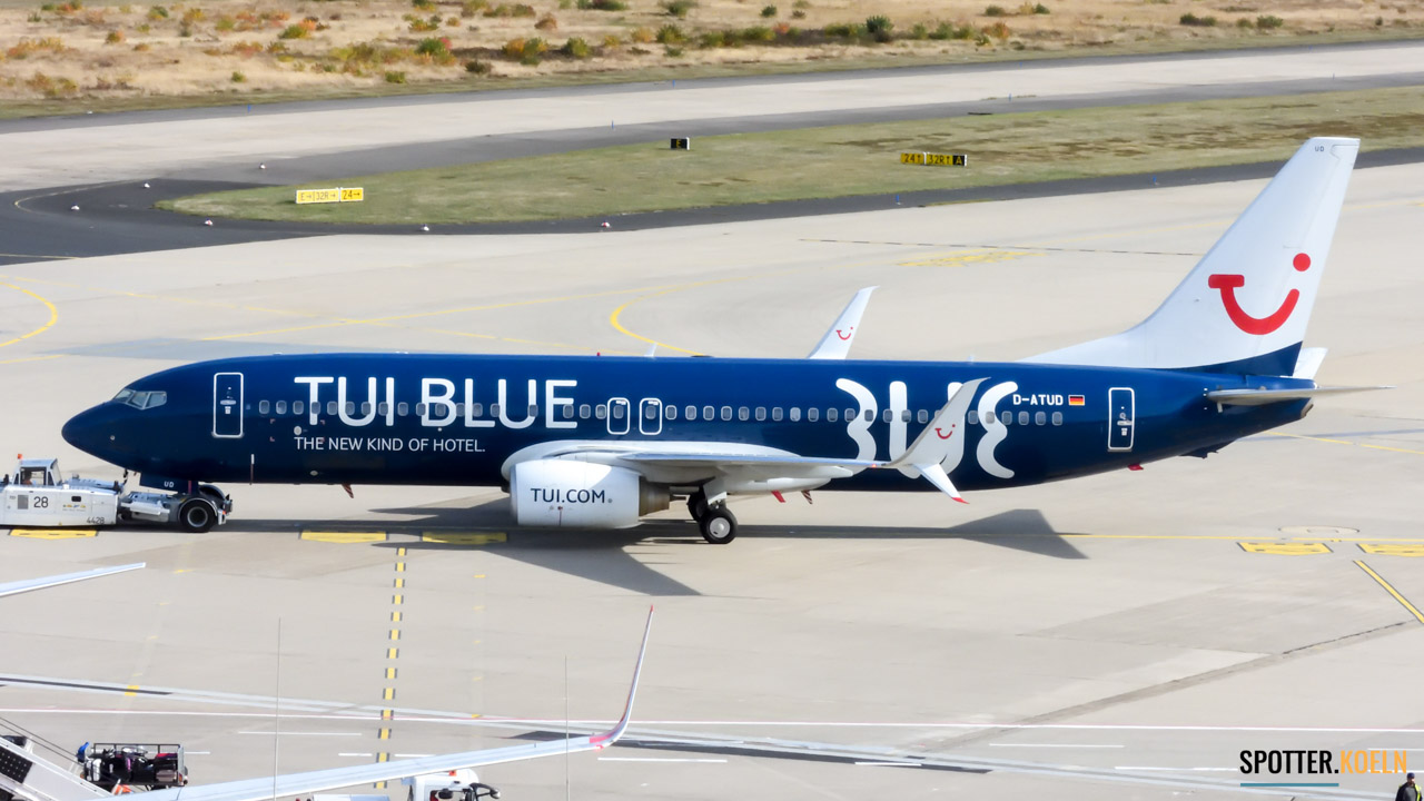 D-ATUD TUI Fly