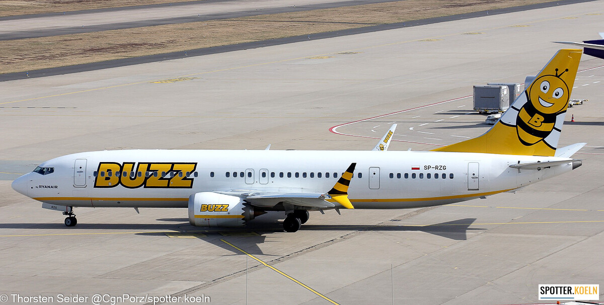 Buzz Ryanair Sun Boeing 737-8200 MAX SP-RZG
