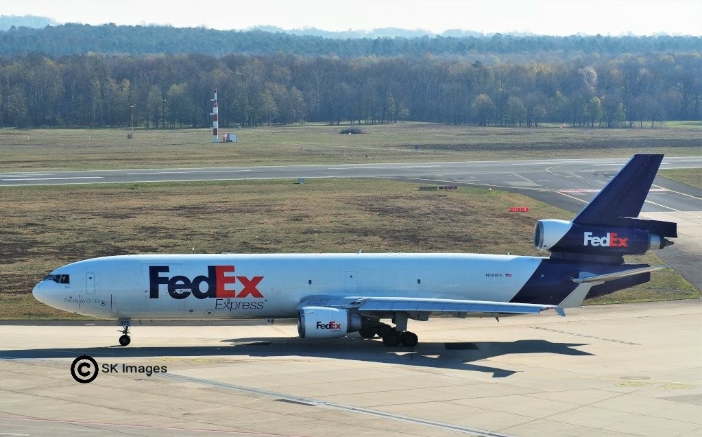 N589FE_CGN_01.04.2020_Foto_Klaus_D._Schinzel_karwundel-1