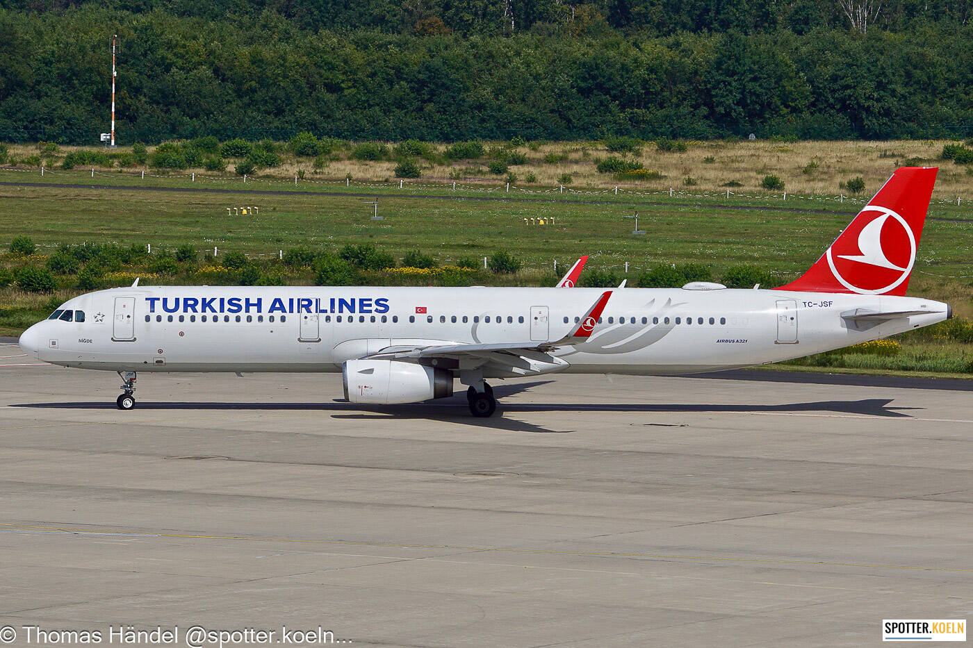 Turkish Airlines TC-JSF Airbus A321-231 