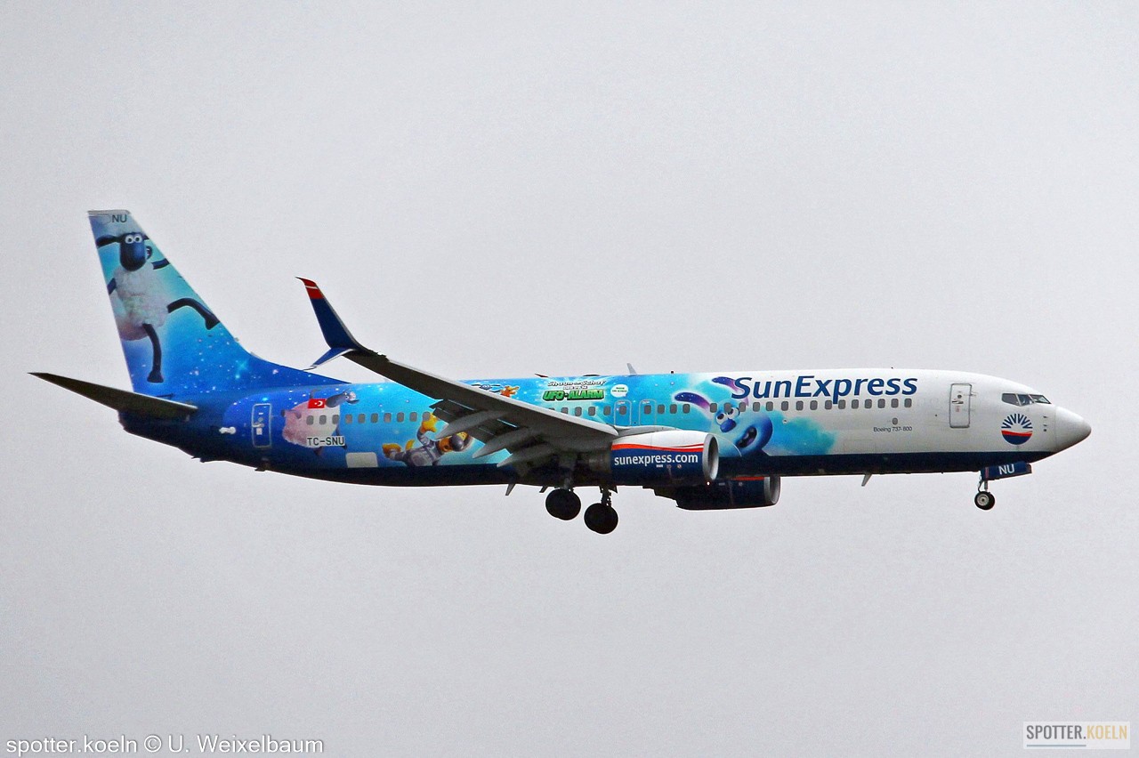 SunExpress TC-SNU B737-8HC 