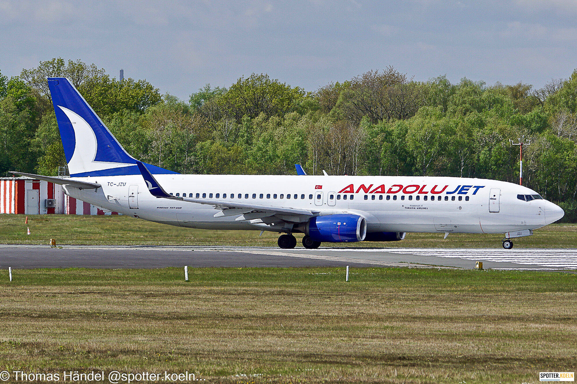 AJet TC-JZU Boeing 737-8AS 