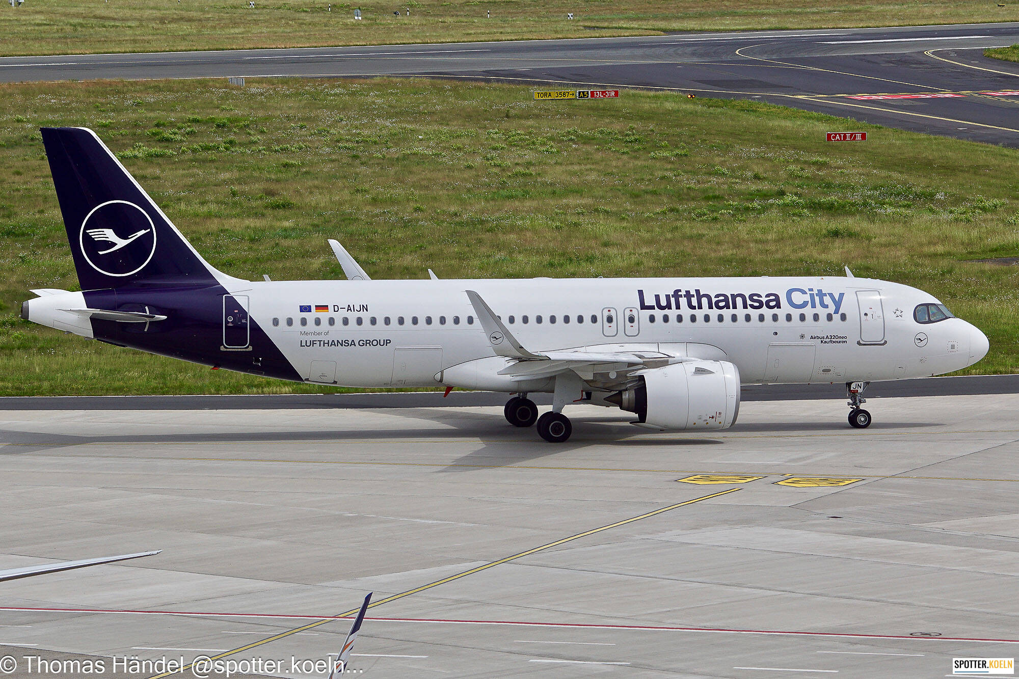 LufthansaC ity D-AIJN Airbus A320-271N 