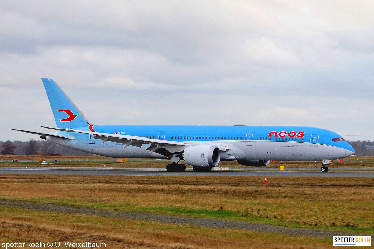 Neos EI-NEU Boeing 787-9 Dreamliner