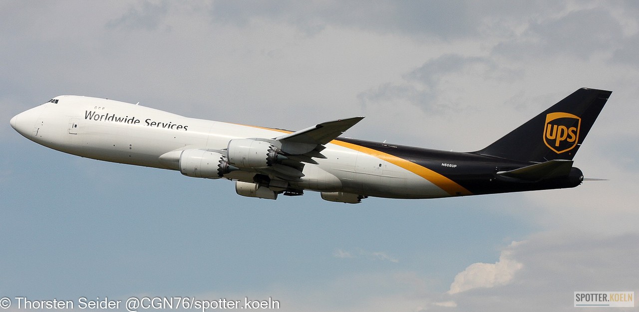 UPS 747-800 N608UP 
