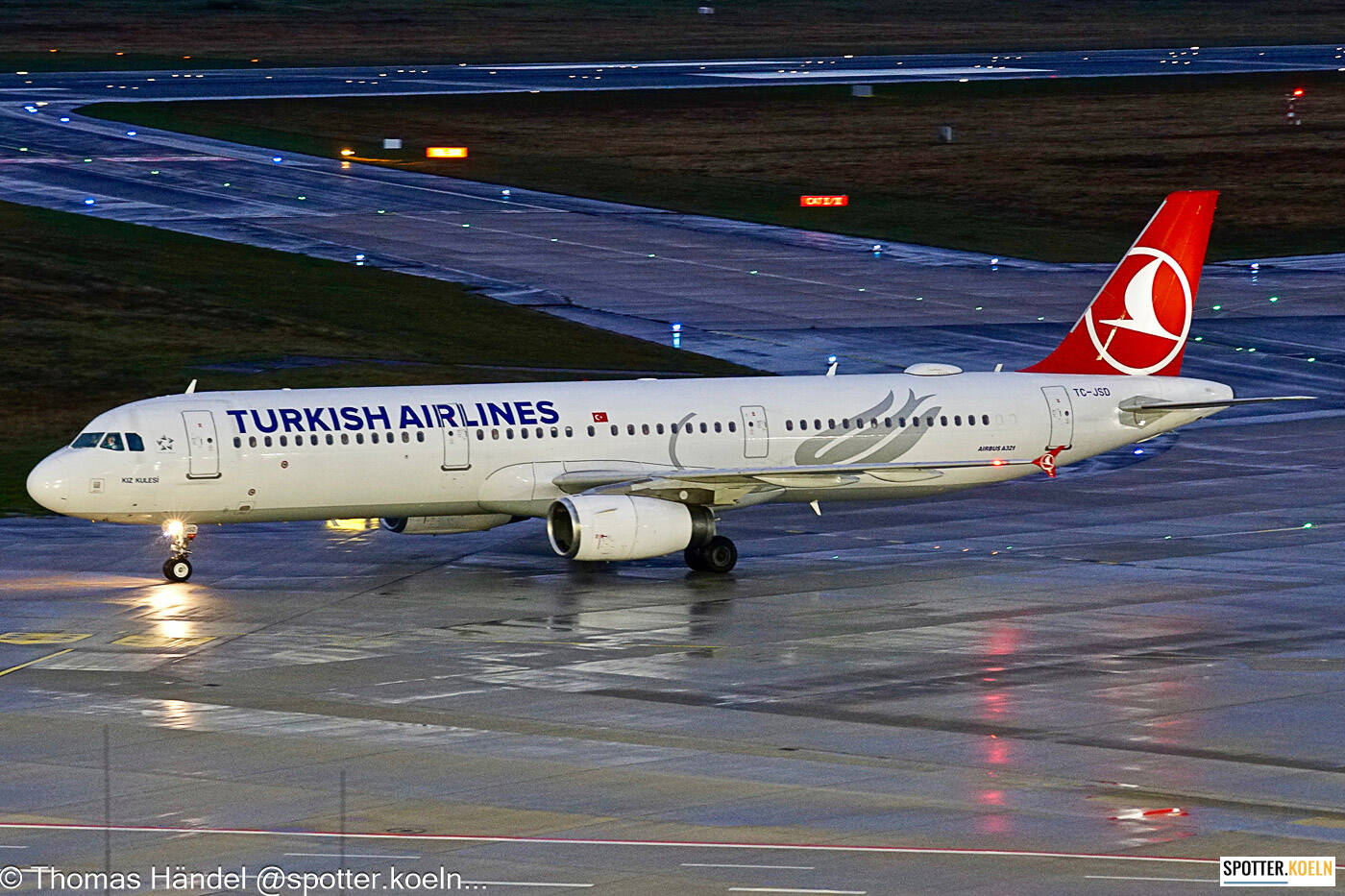 Turkish Airlines TC-JSD Airbus A321-231 