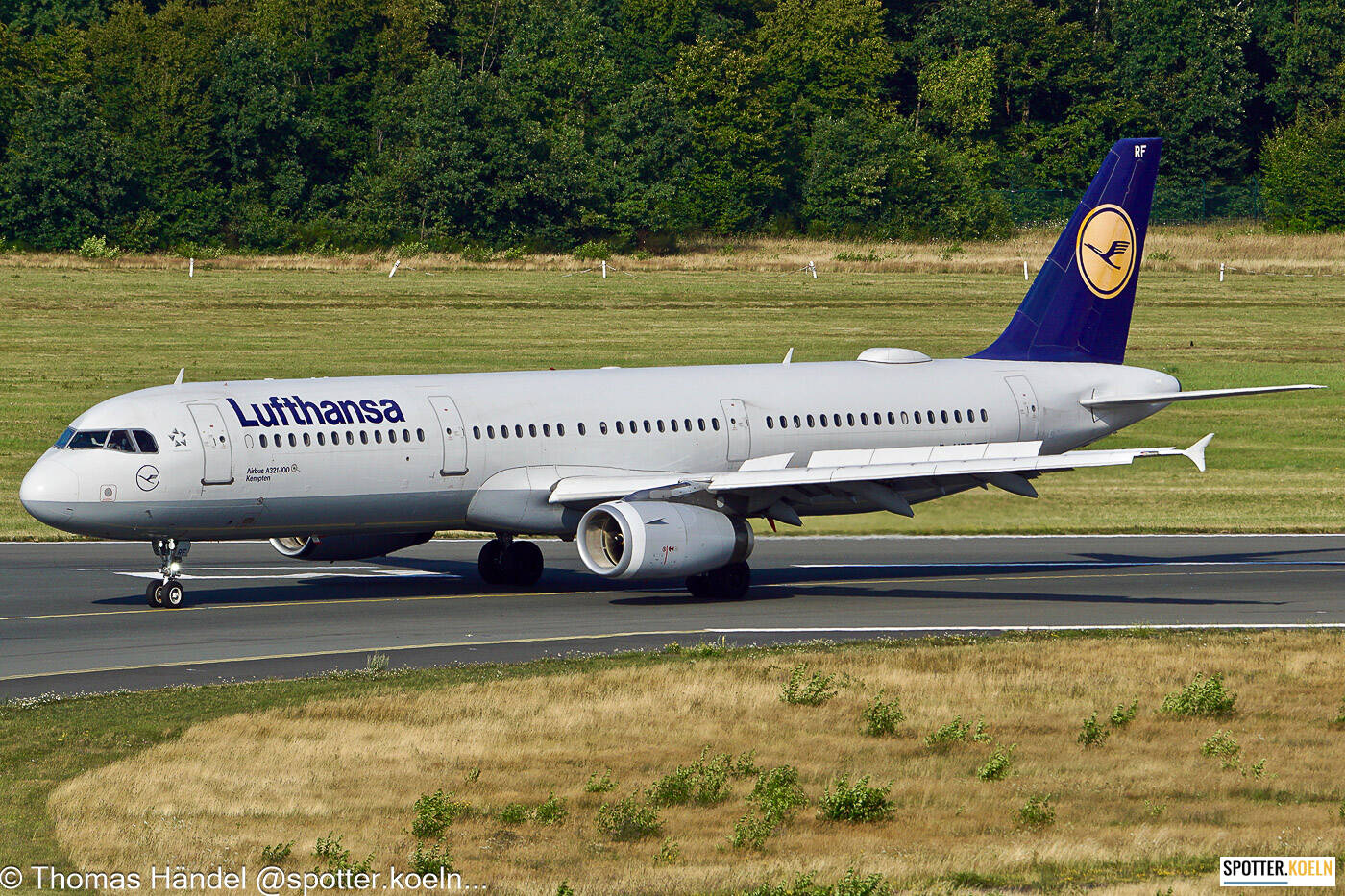 Lufthansa D-AIRF Airbus A321-131