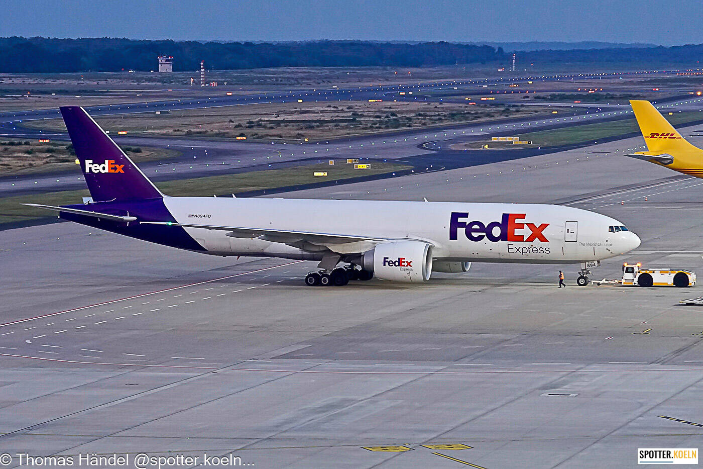 Fed Ex N894FD Boeing 777-FS2 