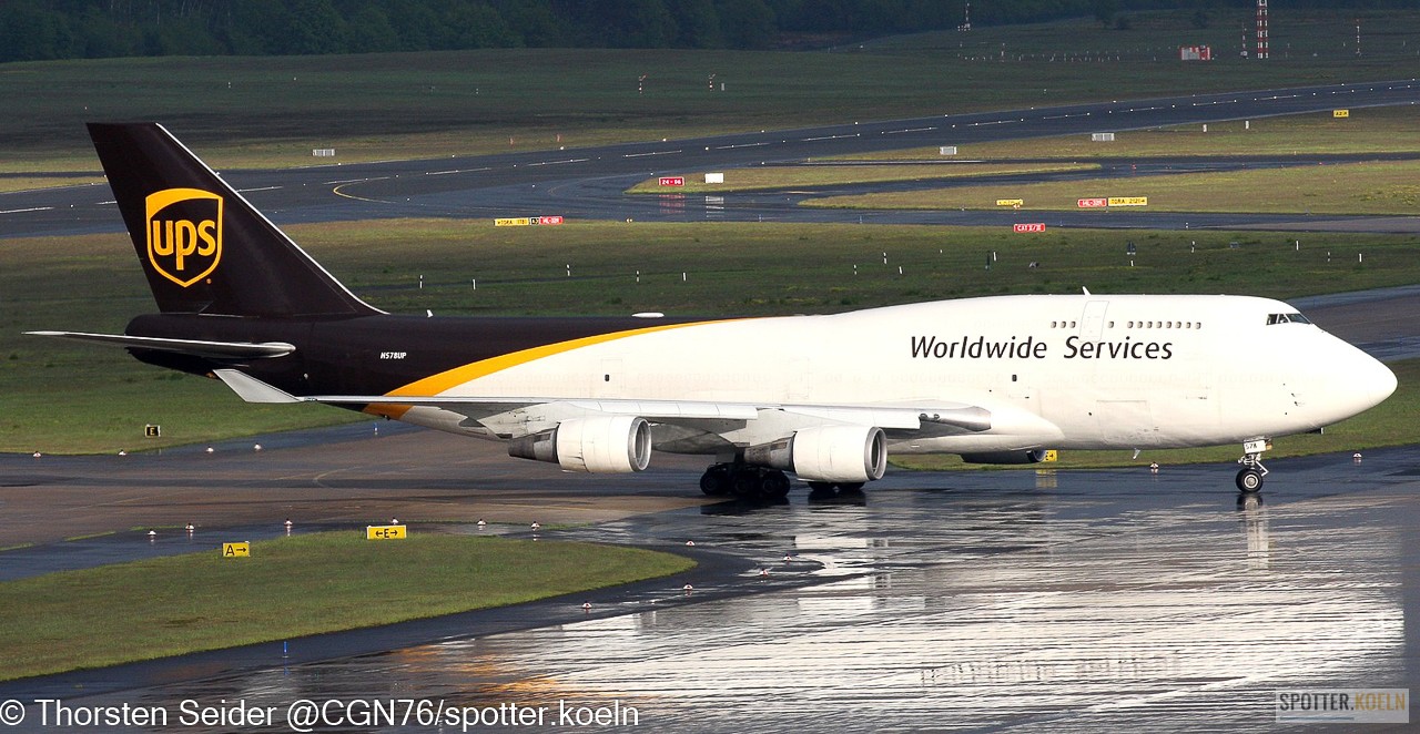 UPS 747-400 N578UP 