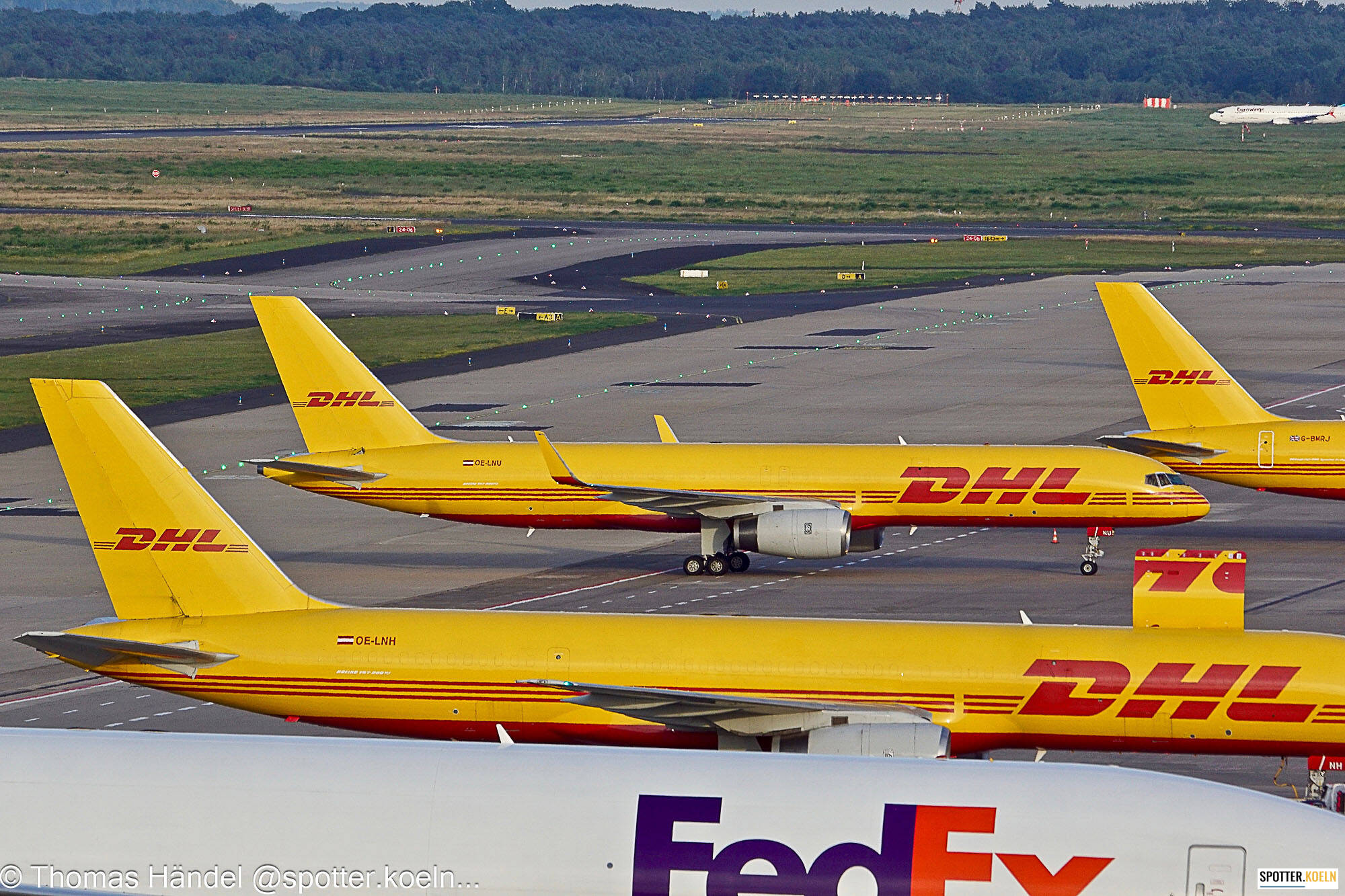DHL Aviation OE-LNU Boeing 757-256(PCF)(WL)