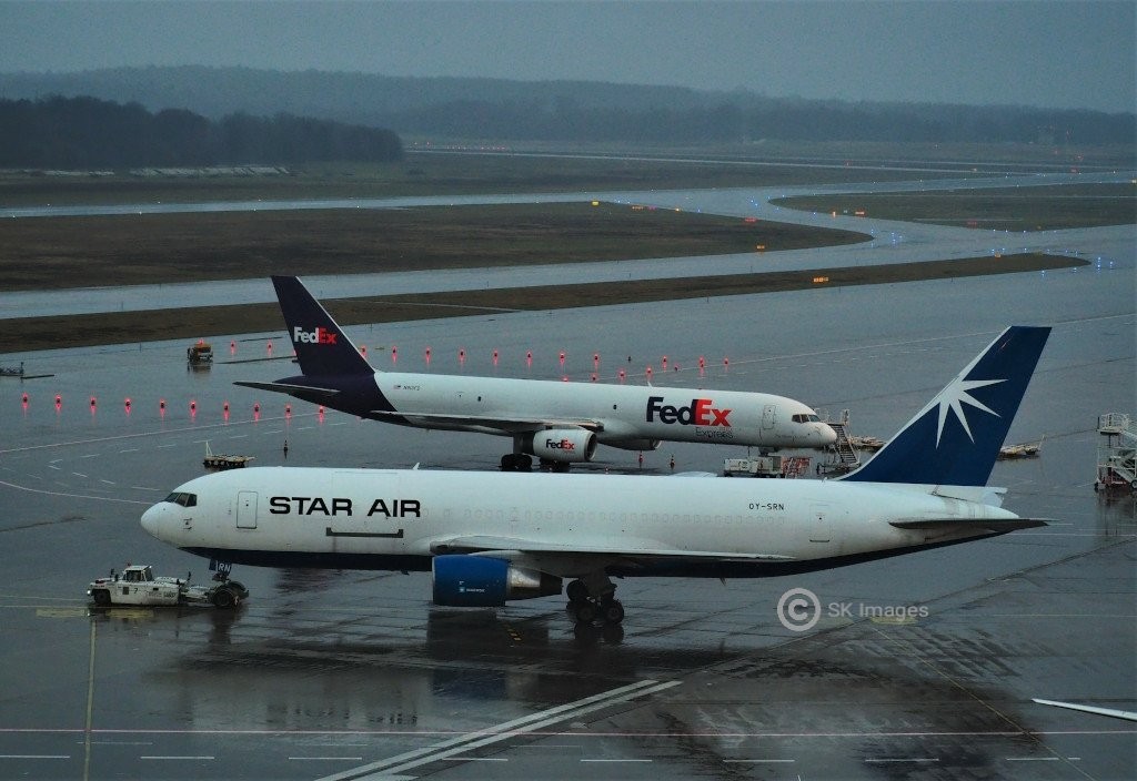 Star Air OY-SRN Boeing 767-219(BDSF)
