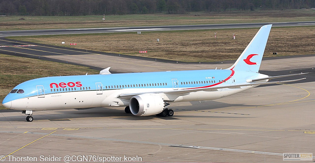 Neos Boeing B_787-9 EI-NUA