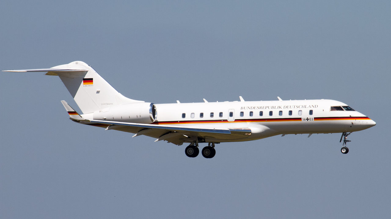 Luftwaffe 14+03 Bombardier Global 5000 (BD-700-1A11)