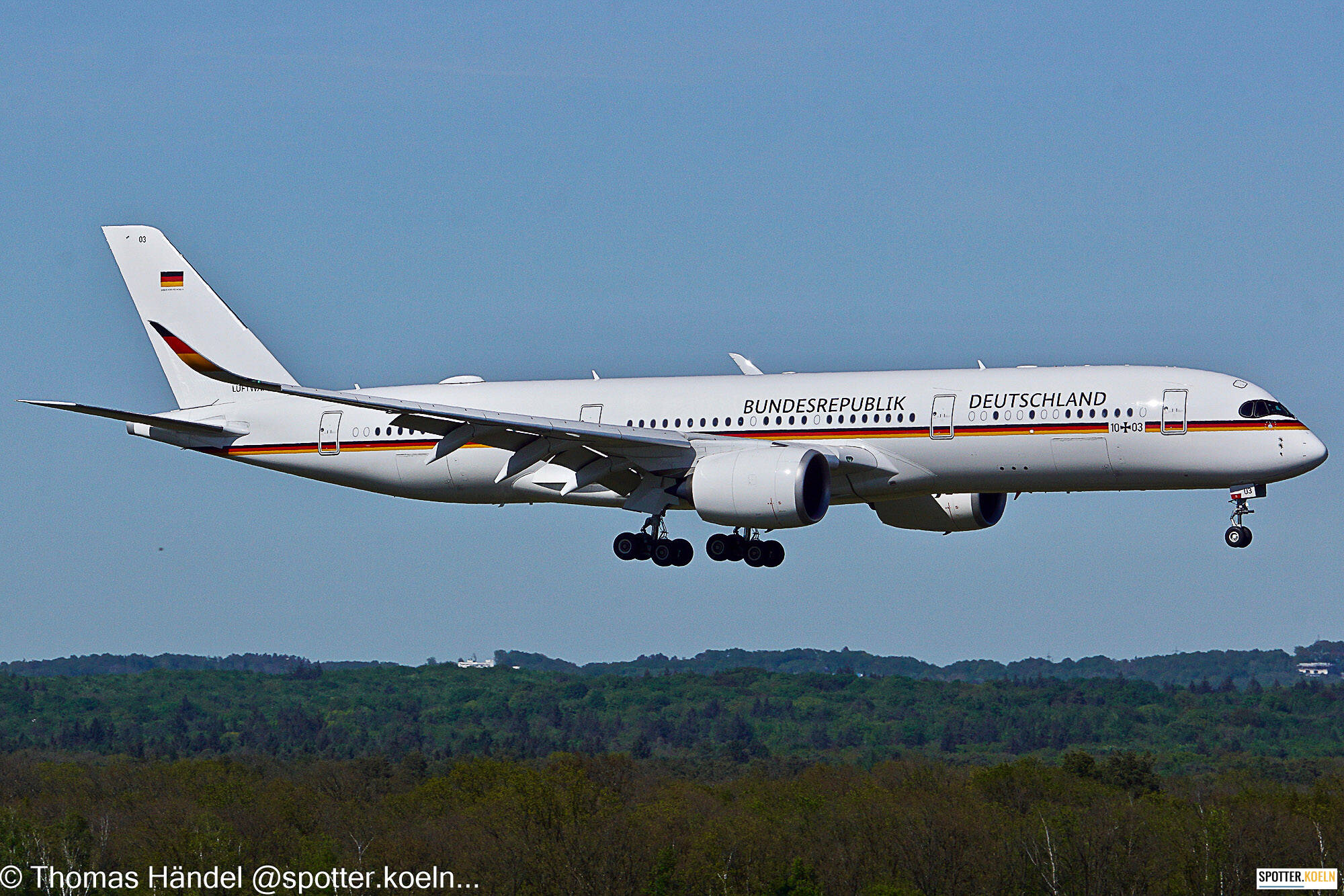 Luftwaffe 10+03 Airbus A350-941 