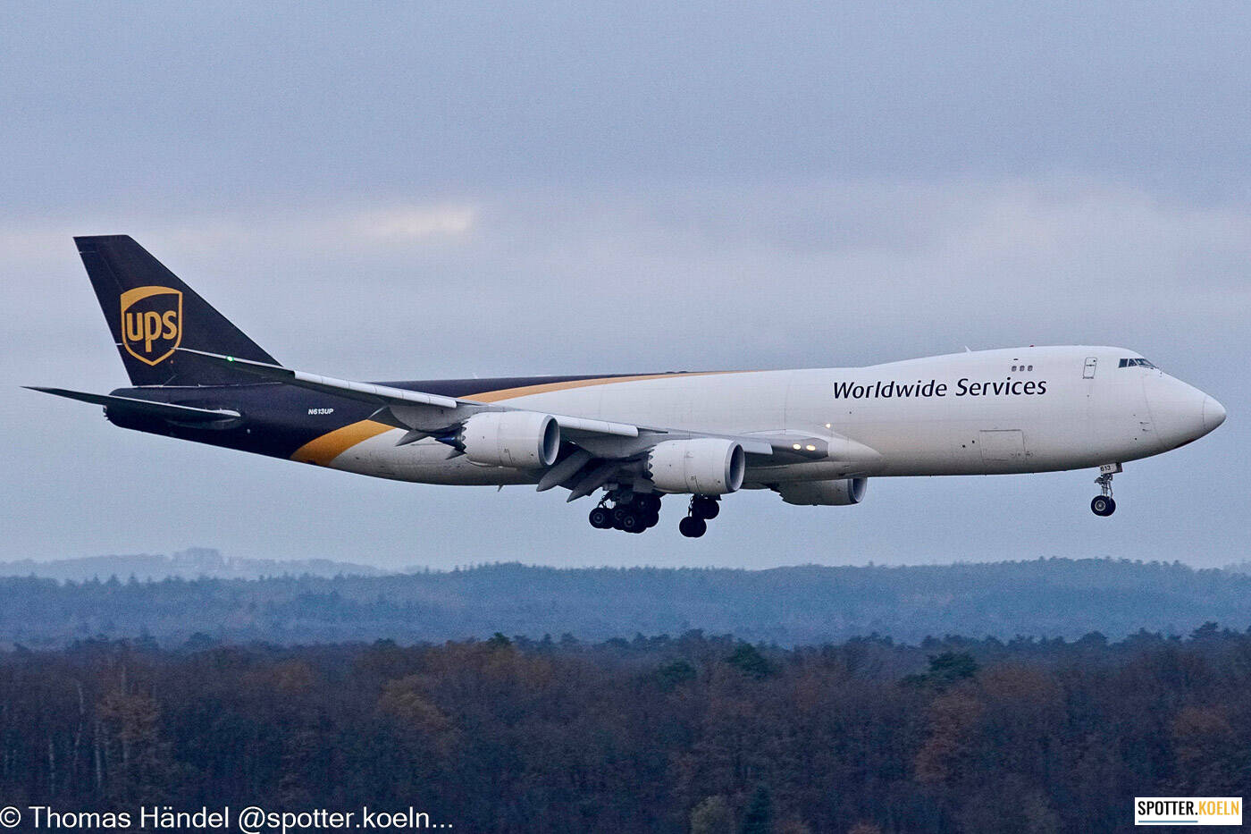UPS N613UP Boeing 747-8F