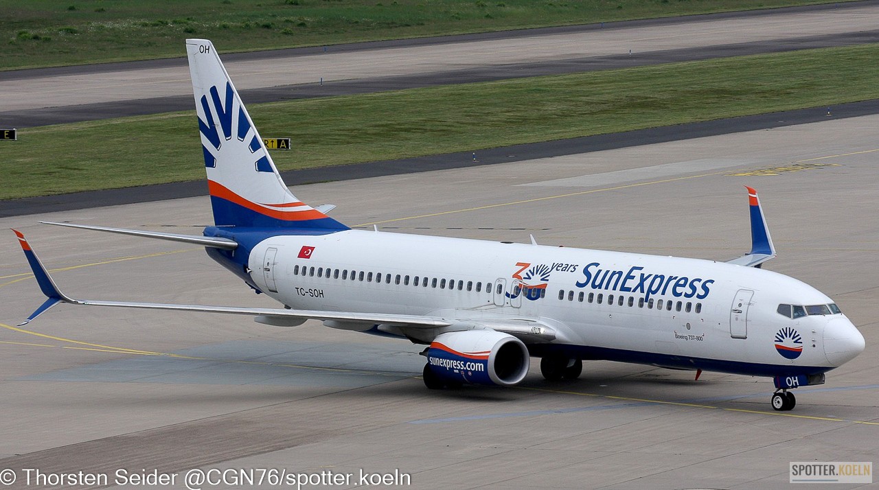 SunExpress 737-800W TC-SOH 